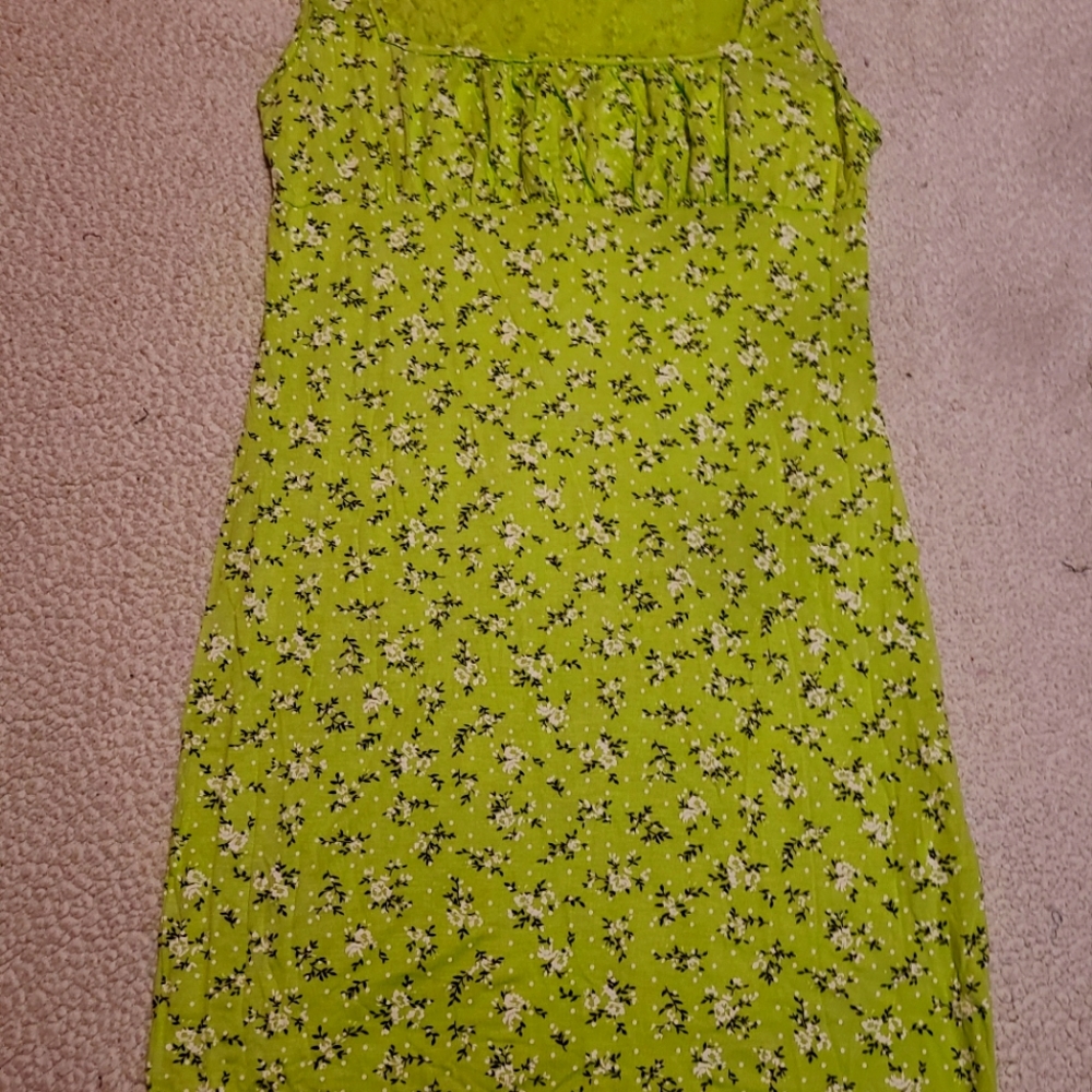 Ditsy floral green dress